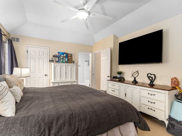 2722 Lahinch Drive, Aurora, IL 60503