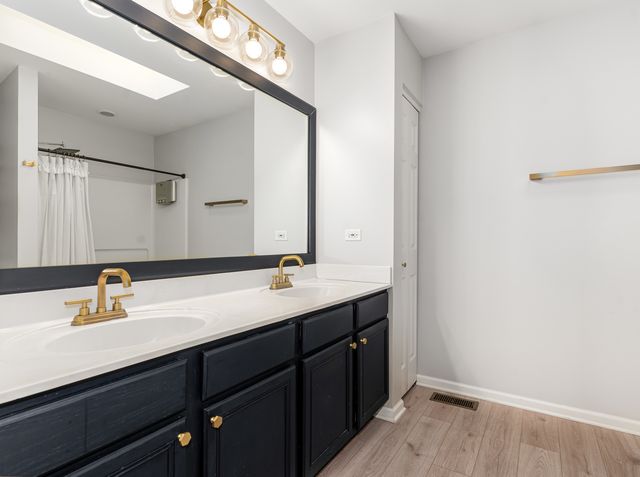 2722 Lahinch Drive, Aurora, IL 60503