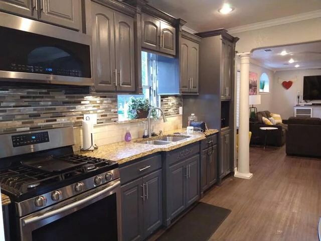 1915 Canterbury ST, Austin, TX 78702