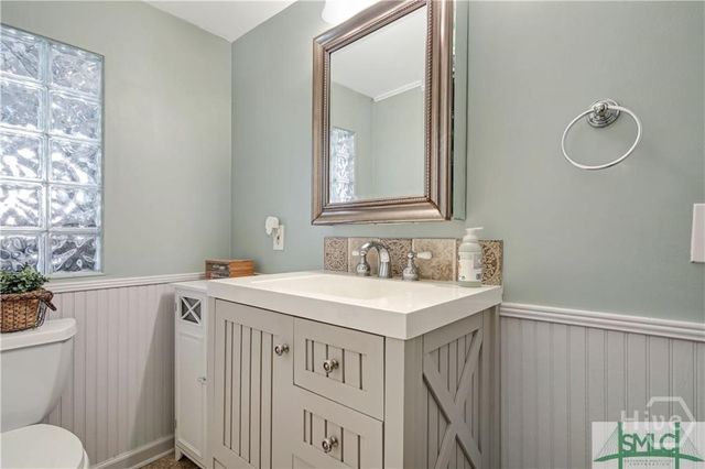 709 E 48 Street, Savannah, GA 31405