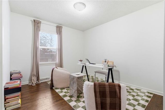 515 S Meadowbrook Lane, Olathe, KS 66062