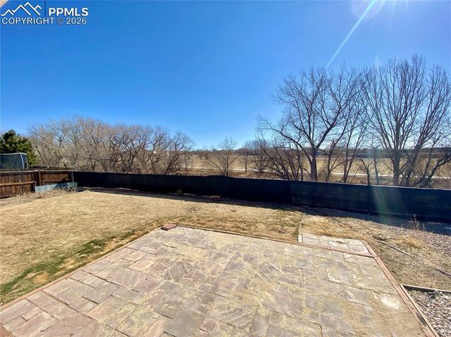 875 Aspenglow Lane, Colorado Springs, CO 80916