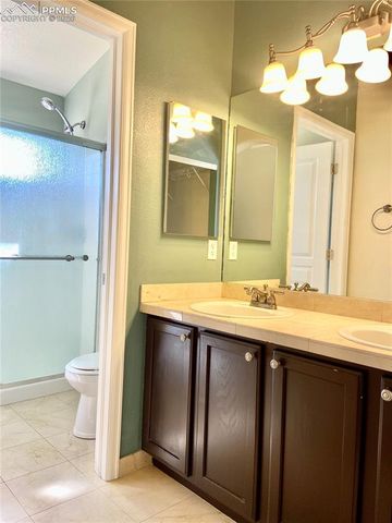 875 Aspenglow Lane, Colorado Springs, CO 80916