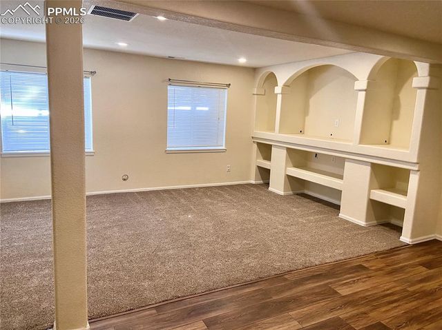 875 Aspenglow Lane, Colorado Springs, CO 80916