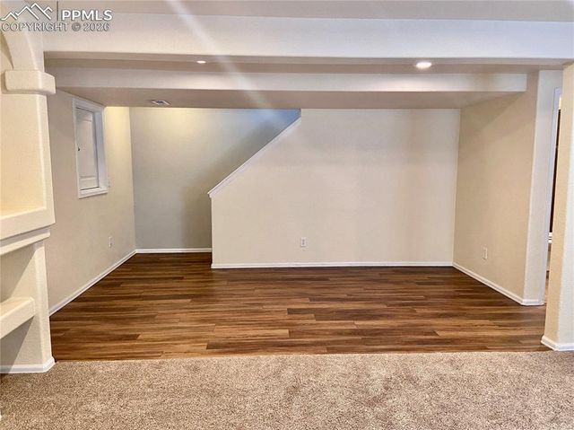 875 Aspenglow Lane, Colorado Springs, CO 80916