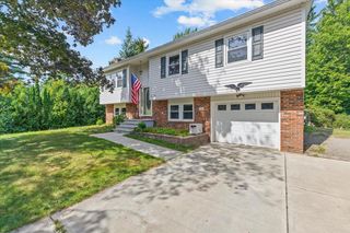 28 Renkin Drive, Colchester (colchester), VT 05446