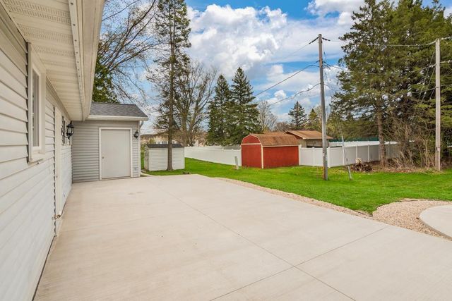 2615 BAYPORT LANE, Green Bay, WI 54313