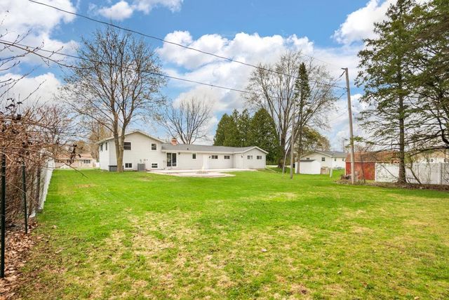 2615 BAYPORT LANE, Green Bay, WI 54313