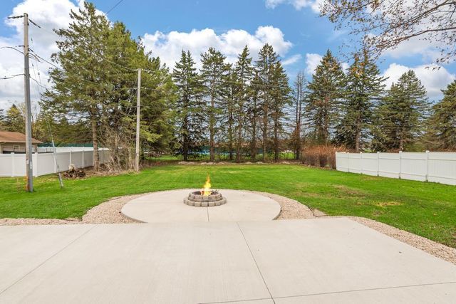 2615 BAYPORT LANE, Green Bay, WI 54313