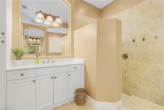 12518 Grandezza CIR, Estero, FL 33928