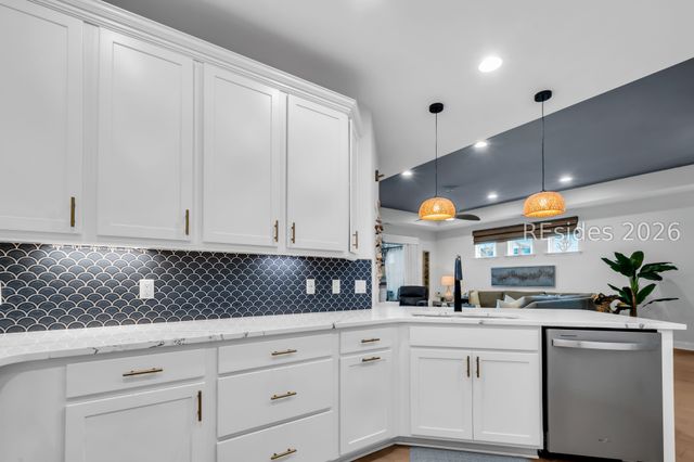 498 Landshark Blvd, Hardeeville, SC 29927