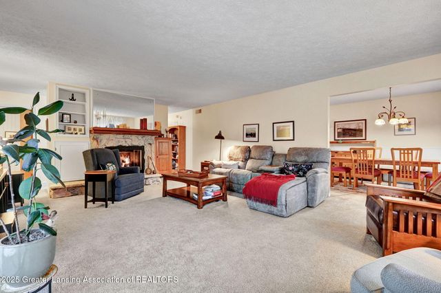 1102 Timbercreek Drive 50, Grand Ledge, MI 48837