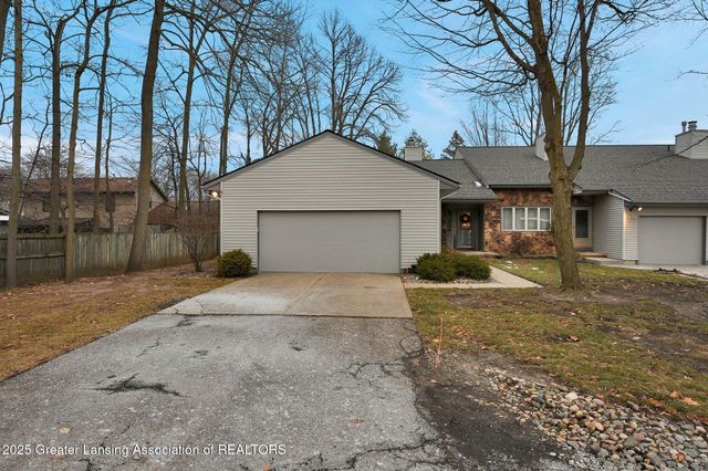 1102 Timbercreek Drive 50, Grand Ledge, MI 48837