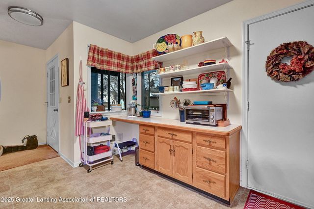 1102 Timbercreek Drive 50, Grand Ledge, MI 48837