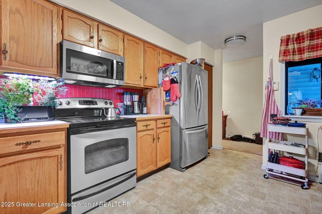 1102 Timbercreek Drive 50, Grand Ledge, MI 48837