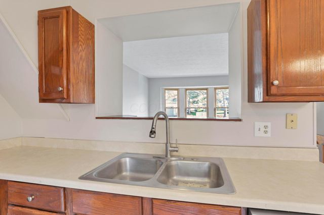 1090 Landings Loop, 36, Columbus, OH 43085