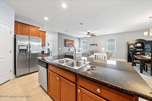 745 Remington Green Drive SE, Palm Bay, FL 32909