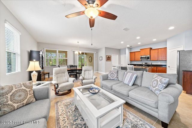 745 Remington Green Drive SE, Palm Bay, FL 32909