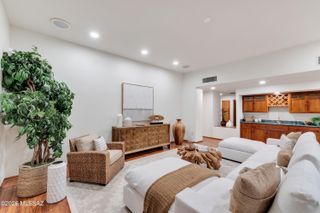 5721 N Paseo Niquel, Tucson, AZ 85718