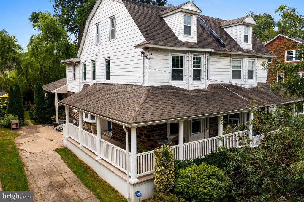 106 WOODSIDE AVE, NARBERTH, PA 19072 — photo 2