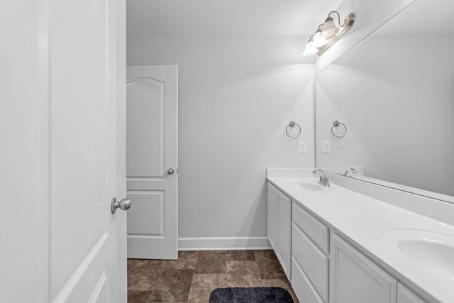 2008 Abbingdon Way, Old Hickory, TN 37138
