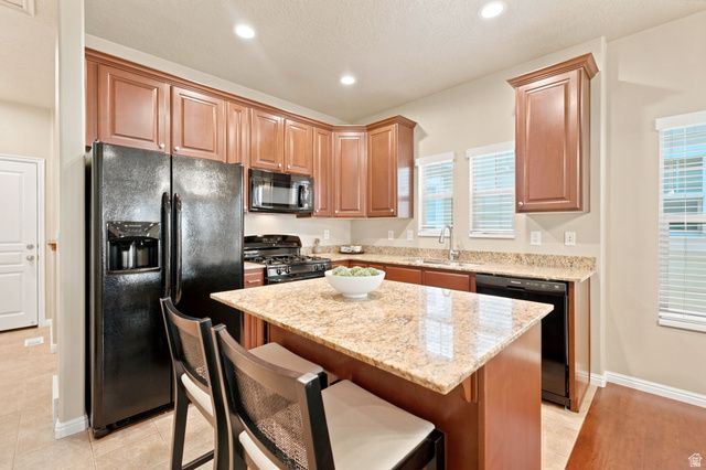 4614 CHENANGO LN, South Jordan, UT 84095