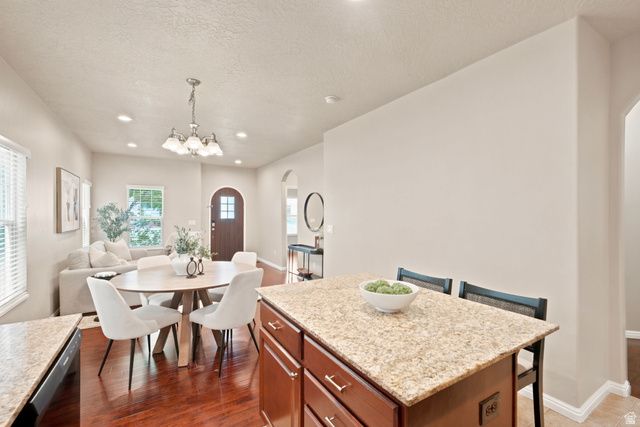 4614 CHENANGO LN, South Jordan, UT 84095