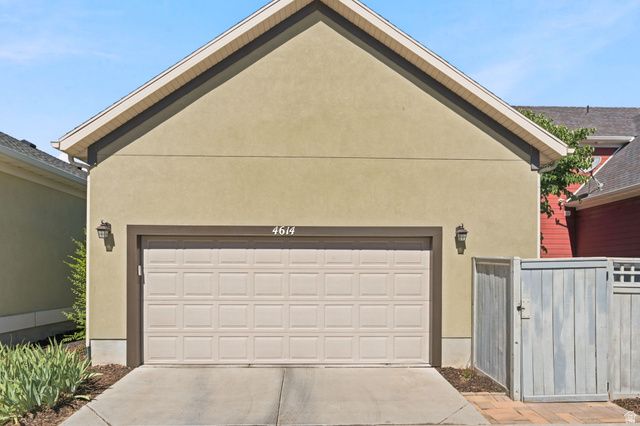 4614 CHENANGO LN, South Jordan, UT 84095