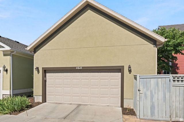 4614 CHENANGO LN, South Jordan, UT 84095