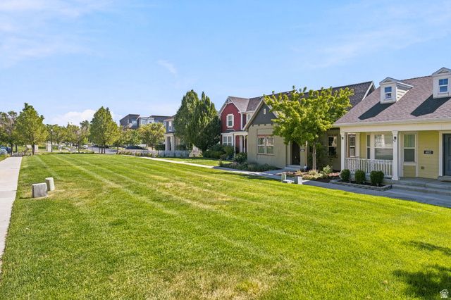 4614 CHENANGO LN, South Jordan, UT 84095