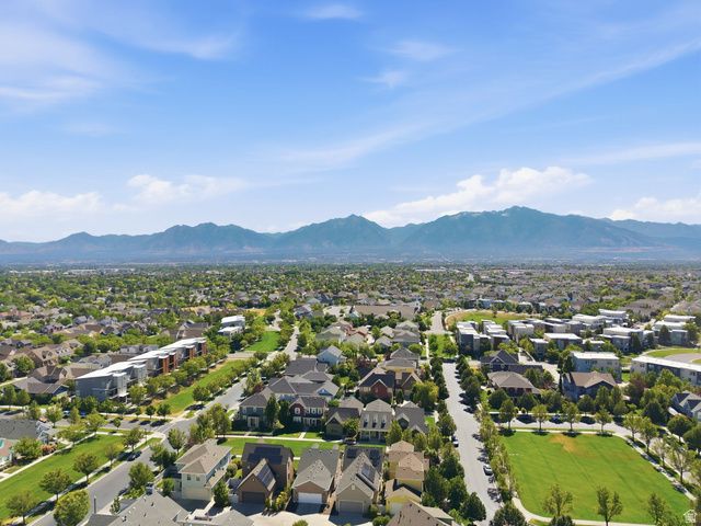 4614 CHENANGO LN, South Jordan, UT 84095