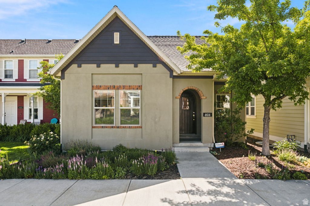 4614 CHENANGO LN, South Jordan, UT 84095