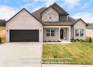 1601 Peacock Dr, Clarksville, TN 37043