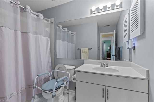 3848 Lasalle Dr Apt 101, Virginia Beach, VA 23453