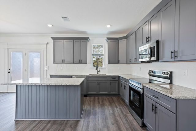 350 Country Glen Avenue, Graniteville, SC 29829