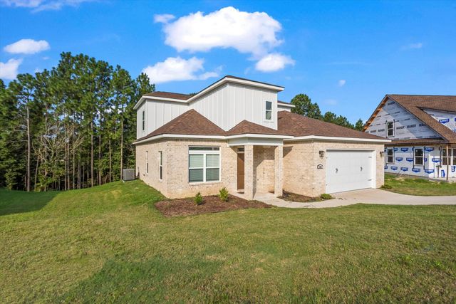 350 Country Glen Avenue, Graniteville, SC 29829