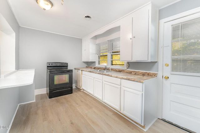 5026 Cameron Road, Hope Mills, NC 28348
