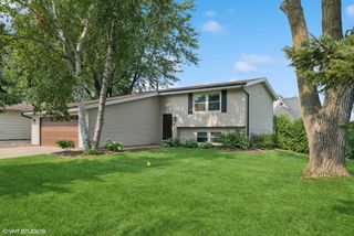 2952 Center Road SW, Prior Lake, MN 55372