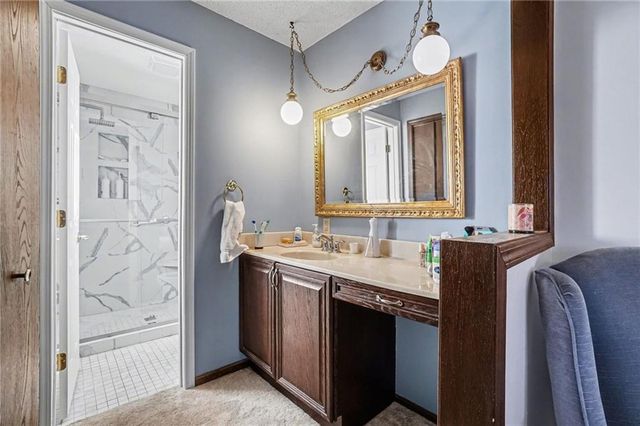 1109 S Catalpa Street, Savannah, MO 64485