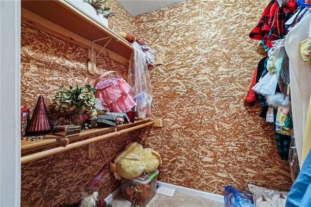 1109 S Catalpa Street, Savannah, MO 64485