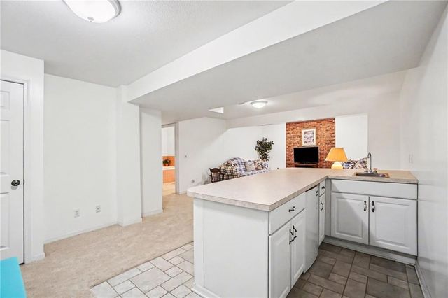 1109 S Catalpa Street, Savannah, MO 64485