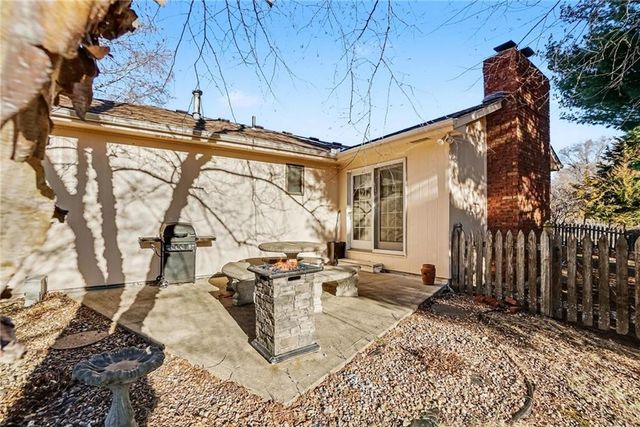 1109 S Catalpa Street, Savannah, MO 64485