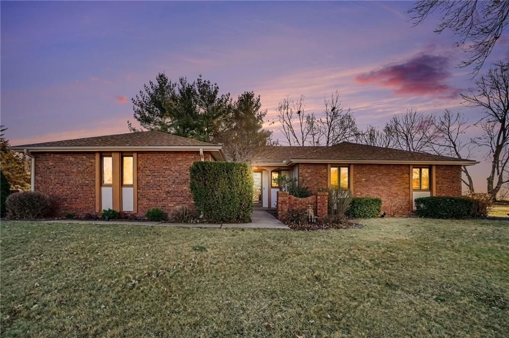 1109 S Catalpa Street, Savannah, MO 64485