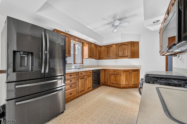 117 Madison Dr, South Plainfield Boro, NJ 07080