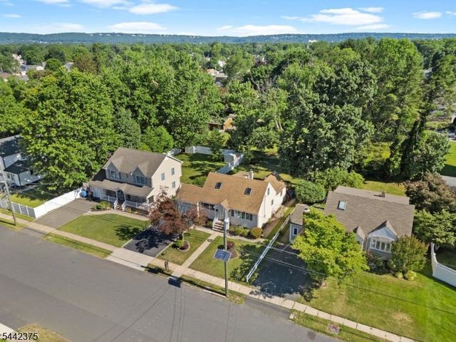 117 Madison Dr, South Plainfield Boro, NJ 07080