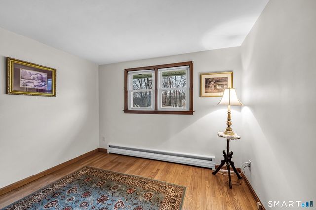 21 Riviera Drive, Enfield, CT 06082