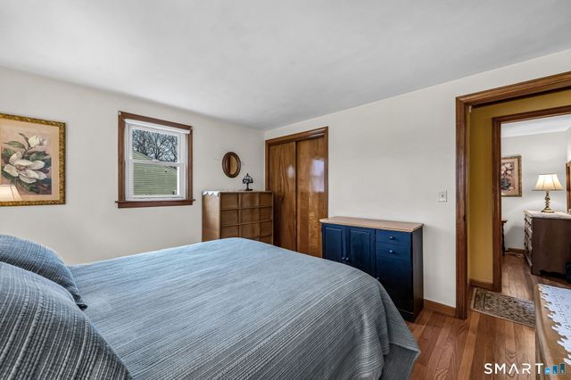 21 Riviera Drive, Enfield, CT 06082