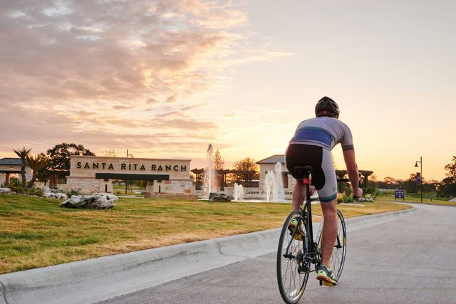 313 Sonbria PASS, Liberty Hill, TX 78642