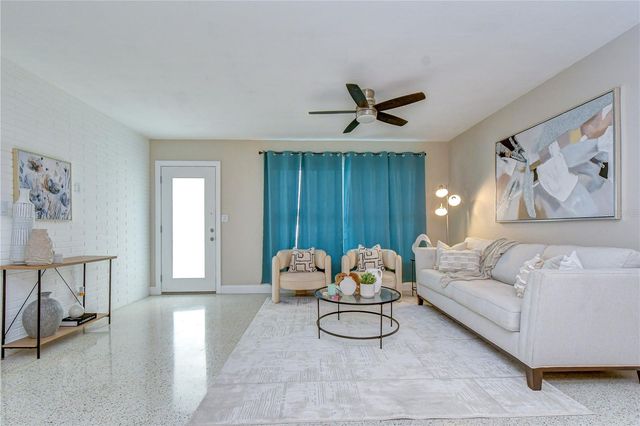 6871 4TH STREET S, St Petersburg, FL 33705