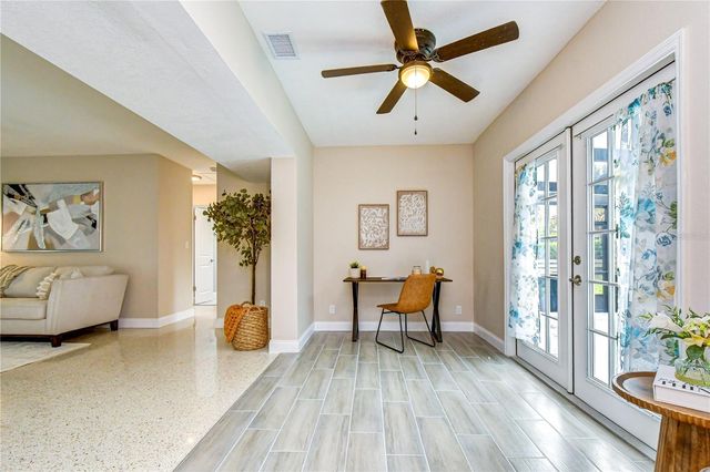 6871 4TH STREET S, St Petersburg, FL 33705
